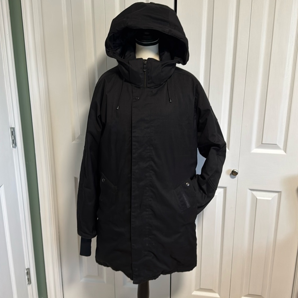 Canada Goose Men's Black Hooded Puffer Jacket